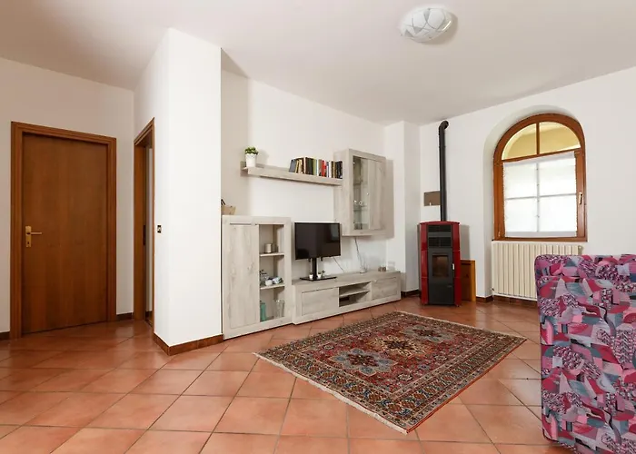 Apartman Il Com0' Della Civetta - La Casa Di Dorina *