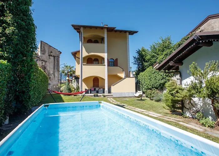 Apartman Il Com0' Della Civetta - La Casa Di Dorina Stazzona