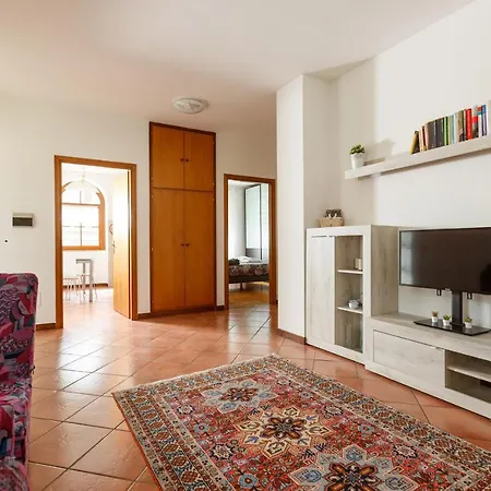 La Casa Di Dorina - Il Della Civetta - Bernina Express Stazzona
