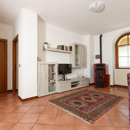 Apartment La Casa Di Dorina - Il Della Civetta - Bernina Express *