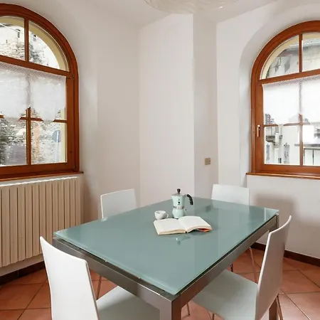 La Casa Di Dorina - Il Della Civetta - Bernina Express Apartment